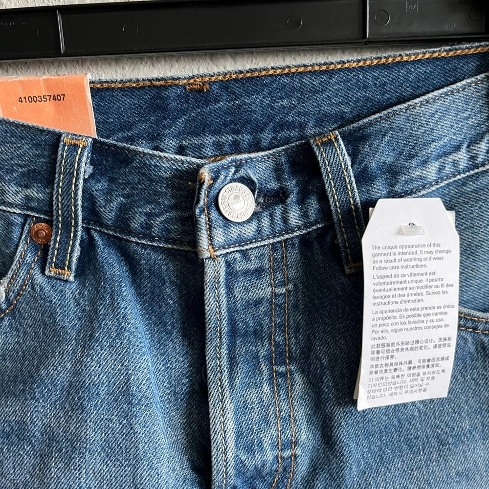 NWT Levi's Women's 501 Denim Jean Shorts Size 25 Style CW-4217 - Picture 5 of 10
